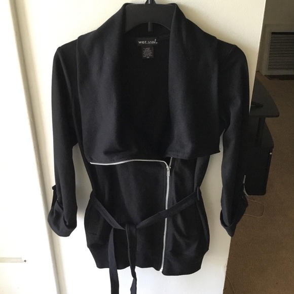 Black Tunic Side Zip Sweater - Picture 2 of 6